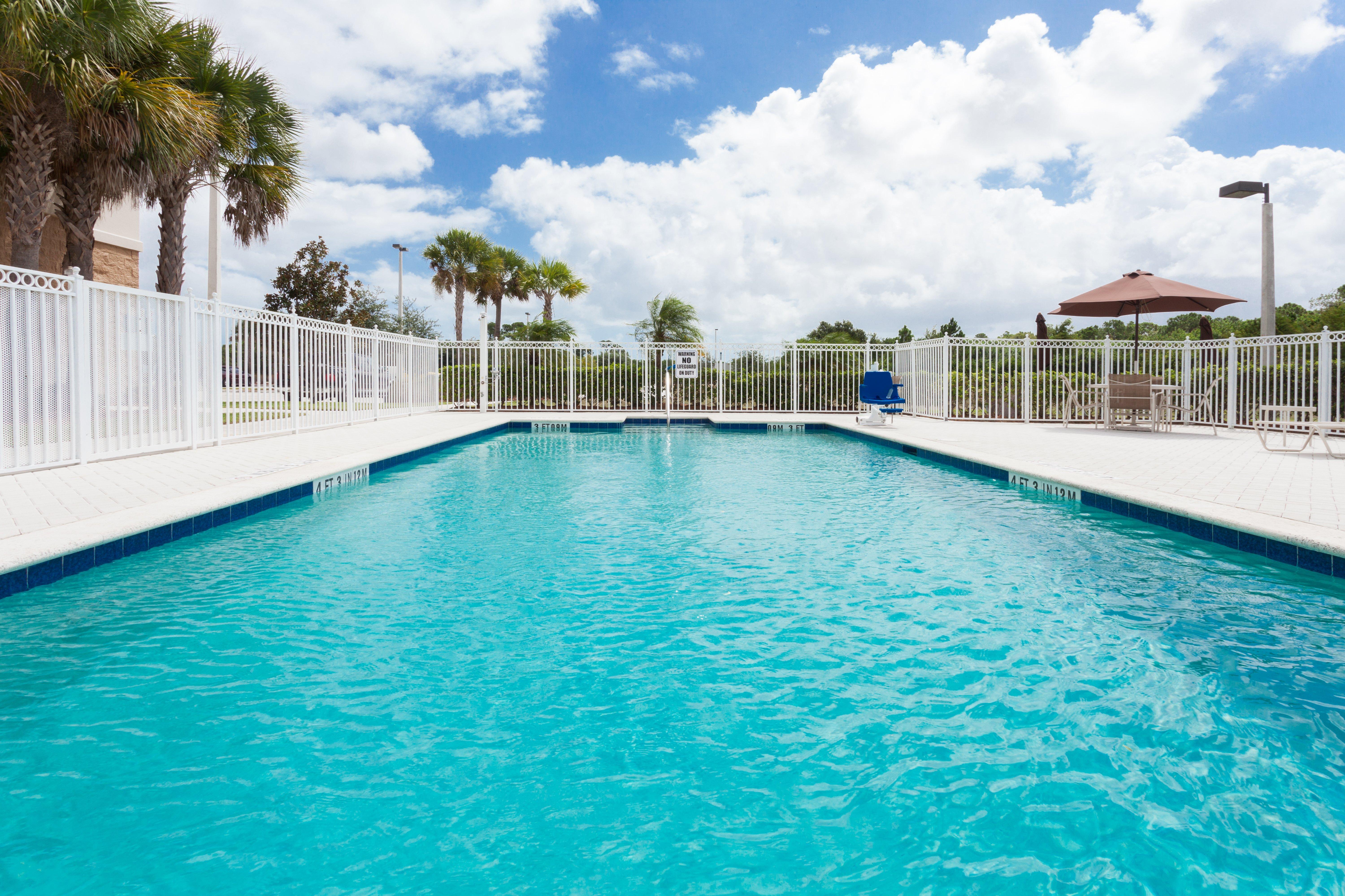 Holiday Inn Express Hotel & Suites Fort Pierce West By Ihg Exteriör bild